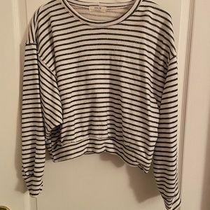 Jolie Black/White Striped Crop Sweat Shirt Size M